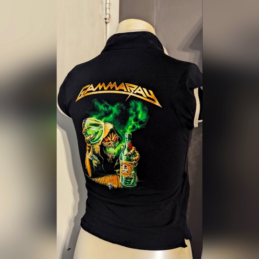 Small Asian style. Crisscross vintage Gammaray liquor bar club rare shirt goth